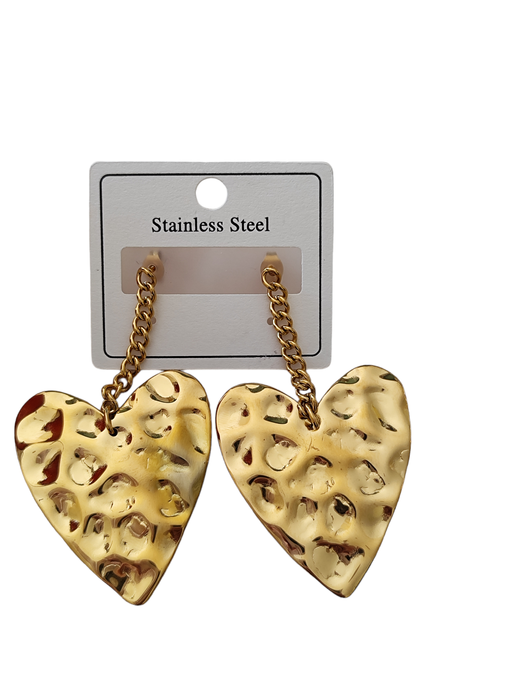 Σκουλαρίκια ατσάλινα κρεμαστές σφυρήλατες καρδιές σε χρυσό ''Καλλίστη''